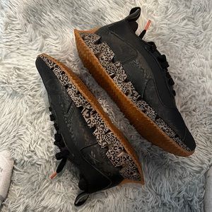 Reebok Cheetah/Black Sneakers